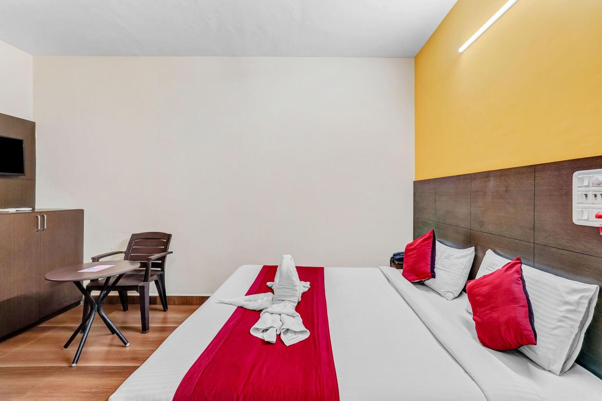 Season 4 Residences -Thiruvanmiyur Near Tidel Park Apollo Proton Cancer Center And Iit Madras Research Park Eksteriør bilde